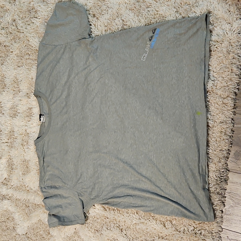 Quicksilver Grey Tee. XXL